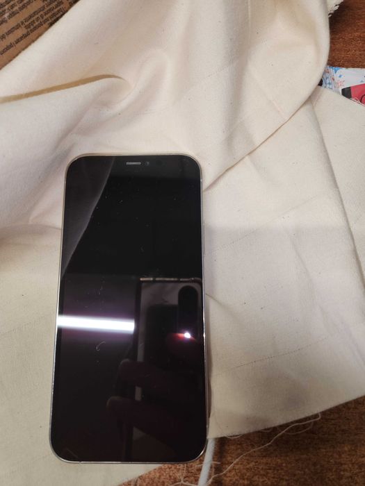 Telefon iphone 12 pro