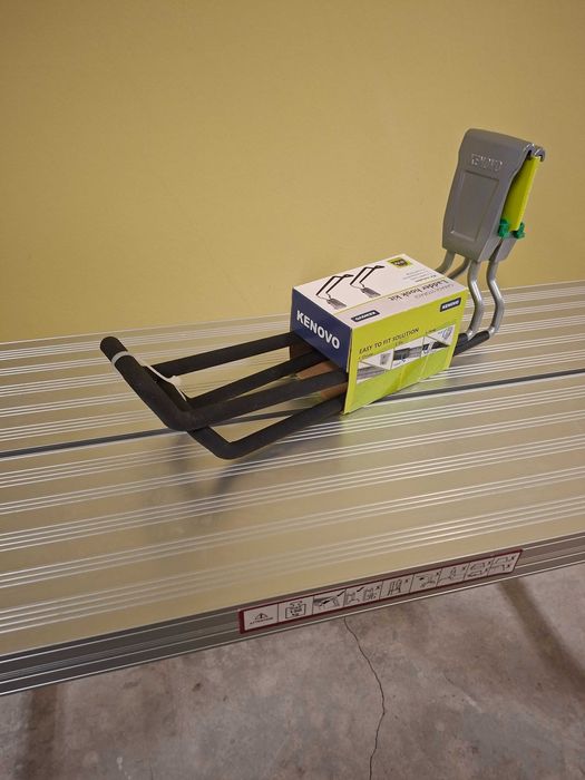 Велосипедна стойка за стена