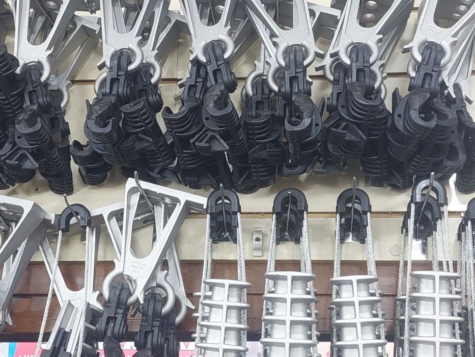 Зажим для сип провод кабель есть