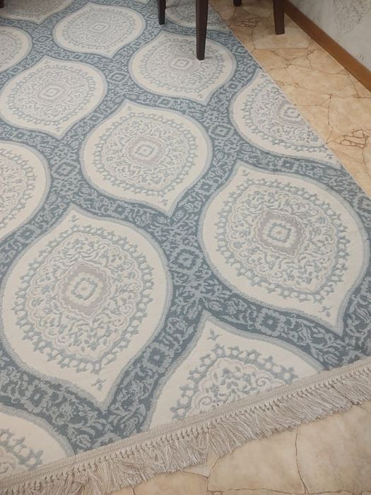 Продам красивый ковер