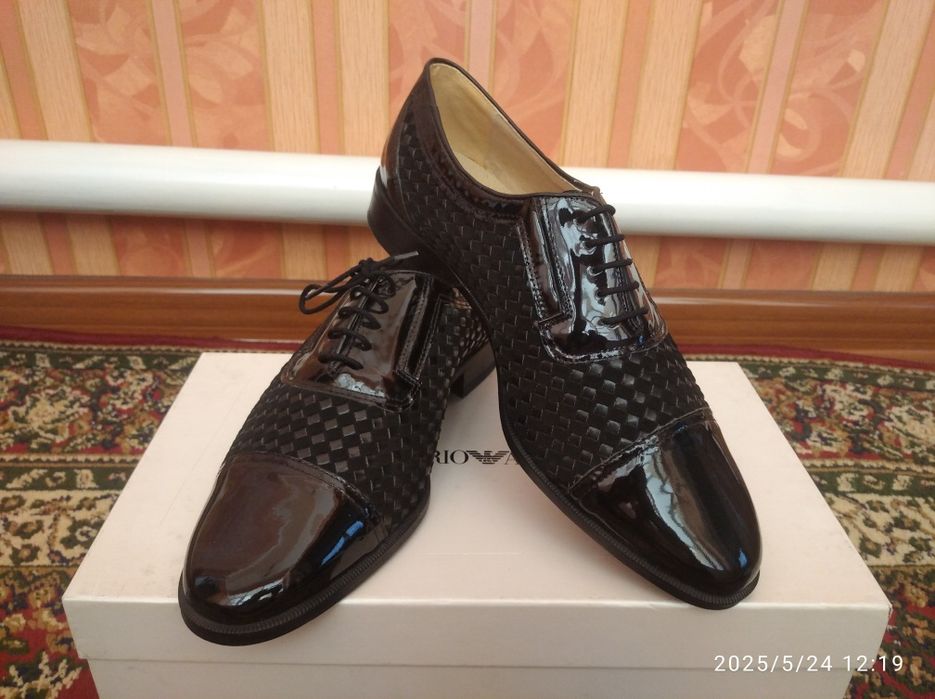 Туфли лакированные новый размер 42