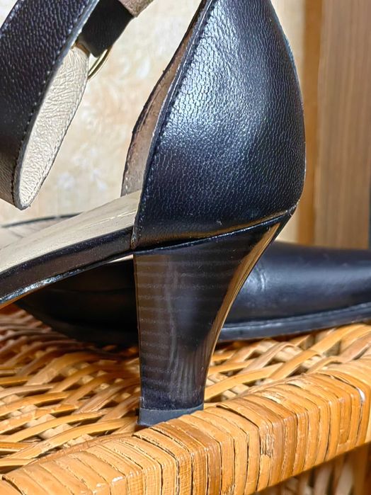 Дамски италиански обувки от естествена кожа, 39 номер, 25€