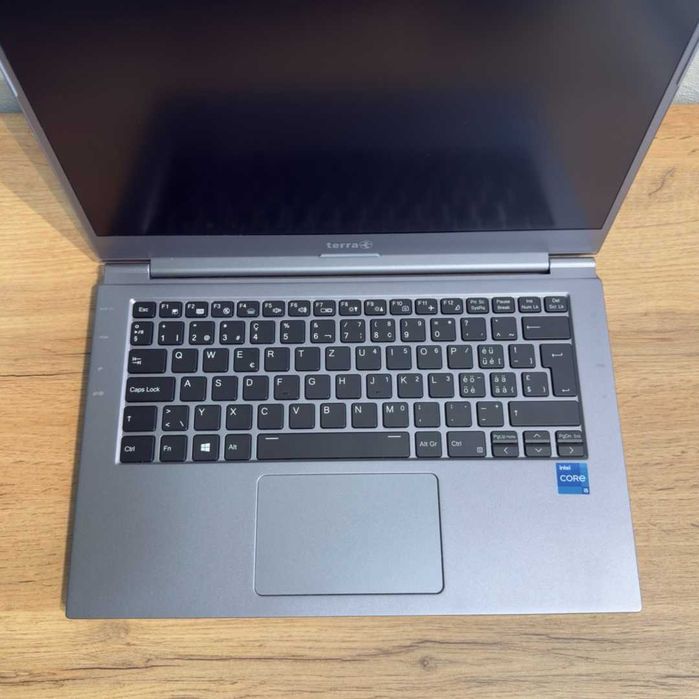 Laptop Terra 14 Intel Core i5-1135G7 SSD 512GB RAM 16GB Gray - GARANTIE 12 LUNI | TrueGSM