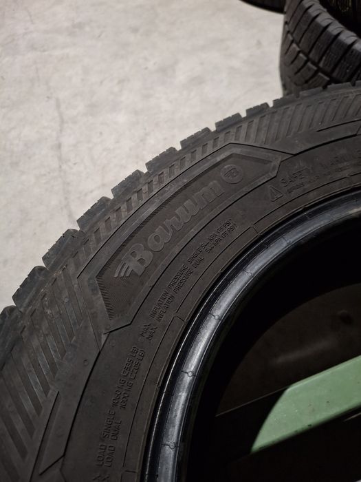 4 Anvelopele de iarnă 205 75 r16 Barum