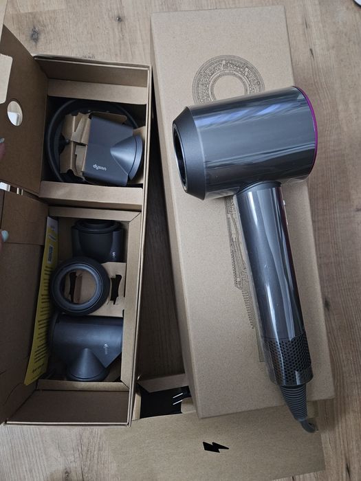 Uscător Dyson HD08