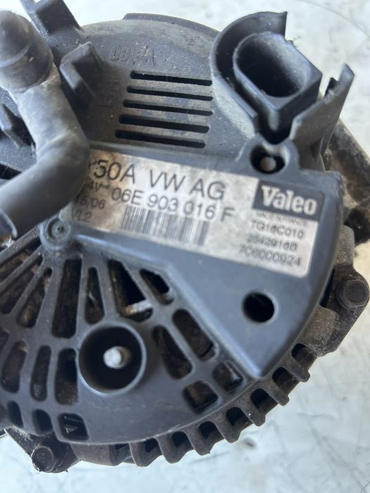 Алтернатор Audi 3.2FSI