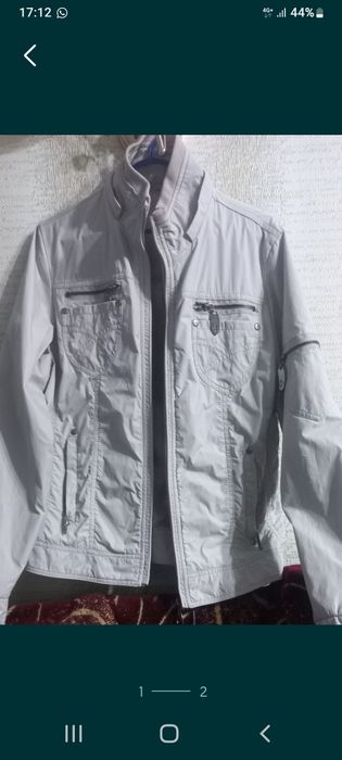 Продам женскую куртку