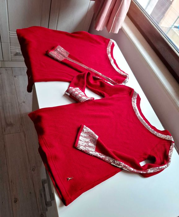 Нови дамски блузи  PATRIZIA PEPE по  10 лв.