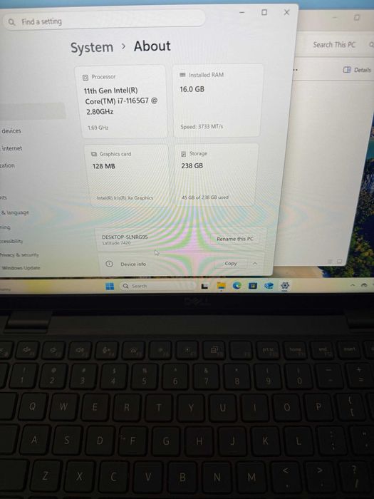 Dell Latitude 7420 i7-1165G7 16gb ram 256gb ssd windows 11 pro