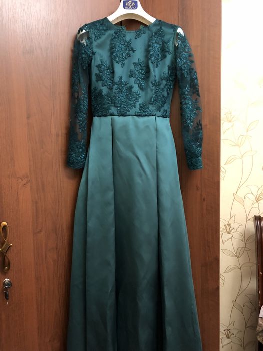 Платья на выпускной и мероприятия