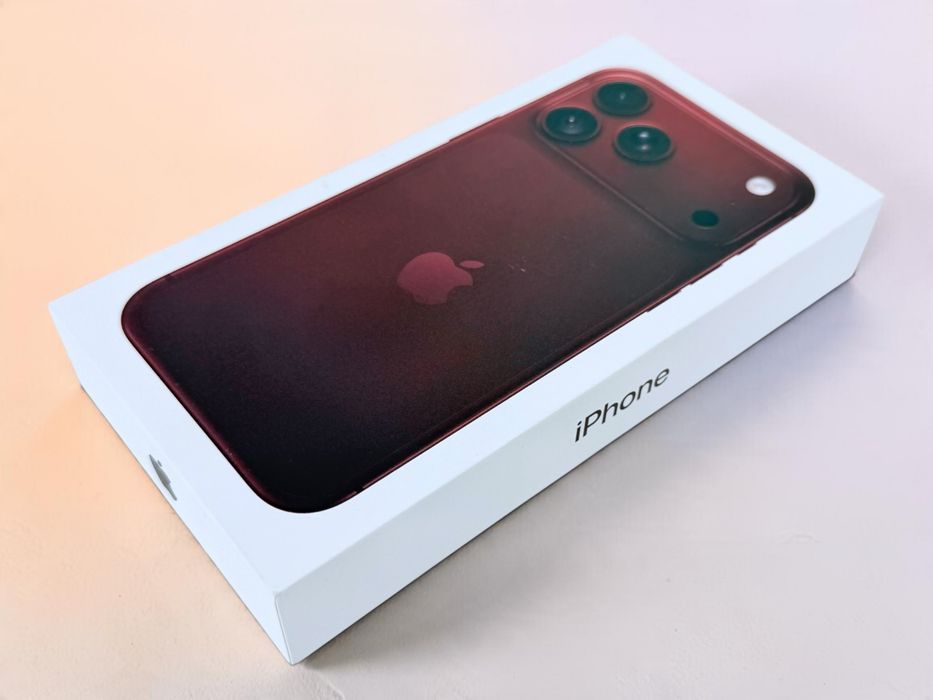 НАЛИЧЕН! Apple iPhone 18 Pro Max 256GB Burgundy Neverlock EU Гаранция!