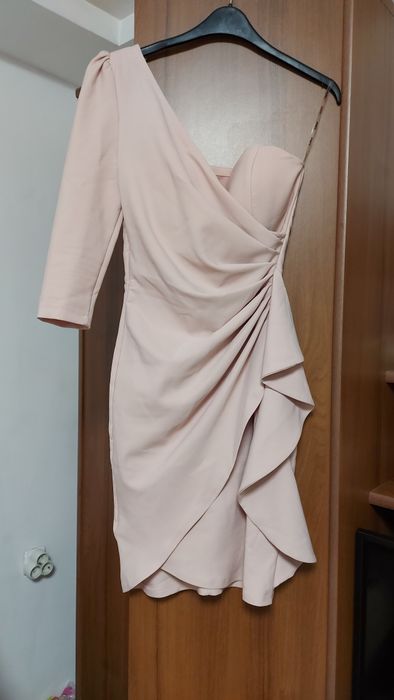 Официална розова рокля