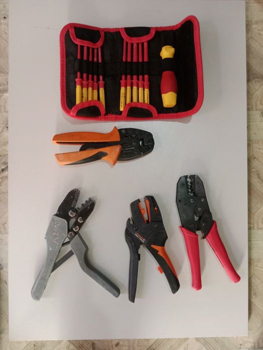 Много Инструменты продаеться