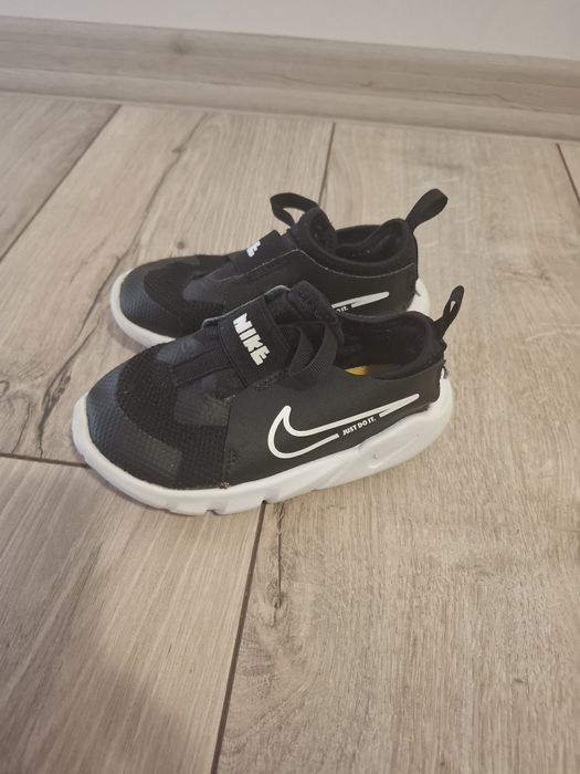 Детски маратонки найк 25 н.