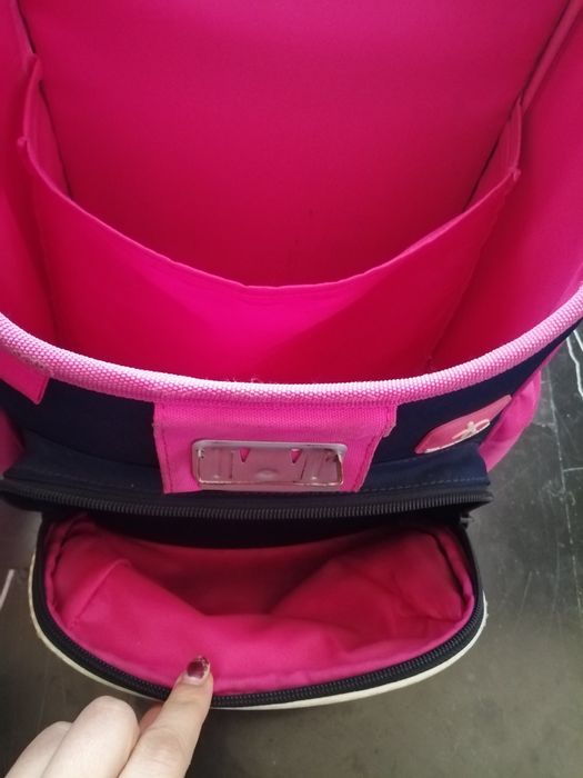 Анатомична ученическа раница +подарък