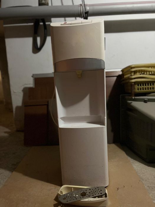 Диспенсер для воды