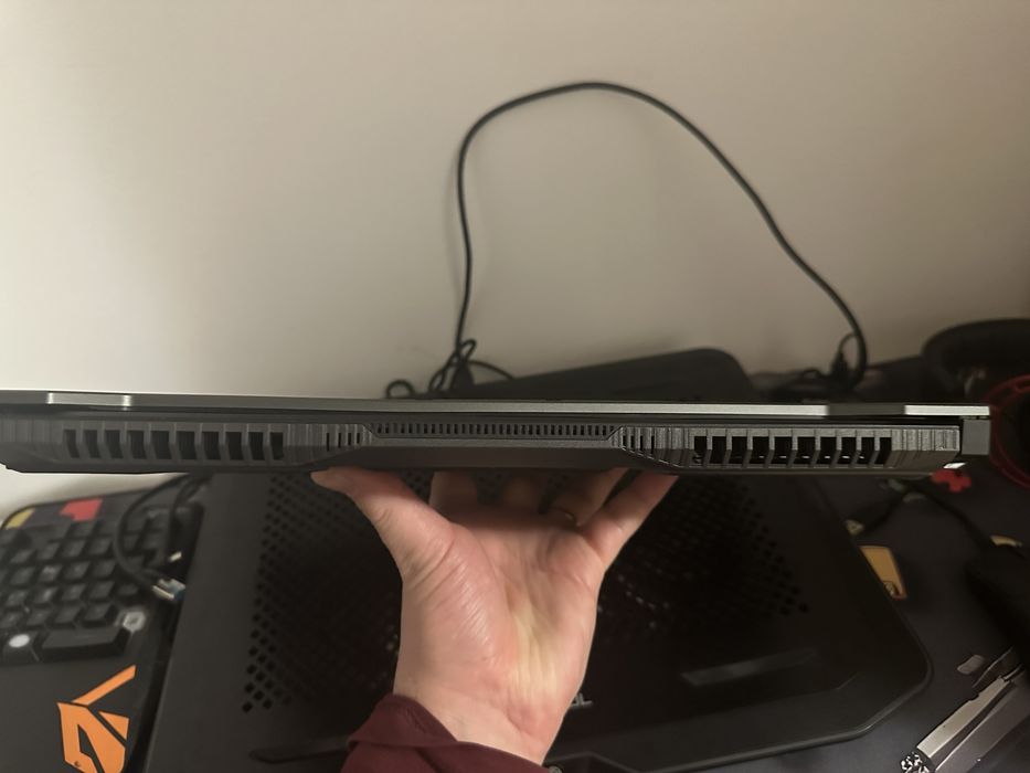 Laptop gaming Asus, 16 gb Ram ddr 5, rtx 4060 8 gb