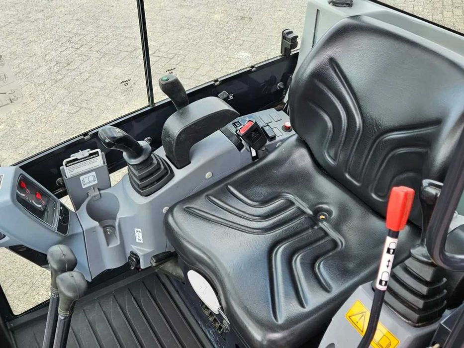 Мини-экскаватор Kubota KX016-4