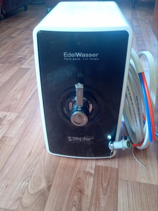 Продам фильтр очеститель воды