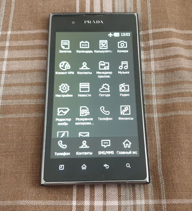 Продам смартфон LG PRADA