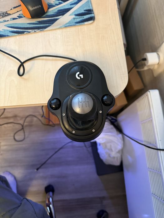Продавам logitech g29