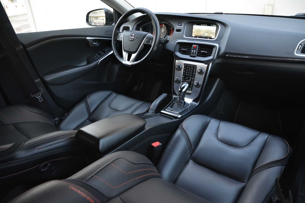 Volvo V40 / 2.0 / Cross Country /Posibilitate Rate/Leasing/GARANTIE