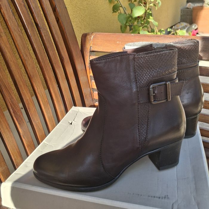 Tamaris  боти нови