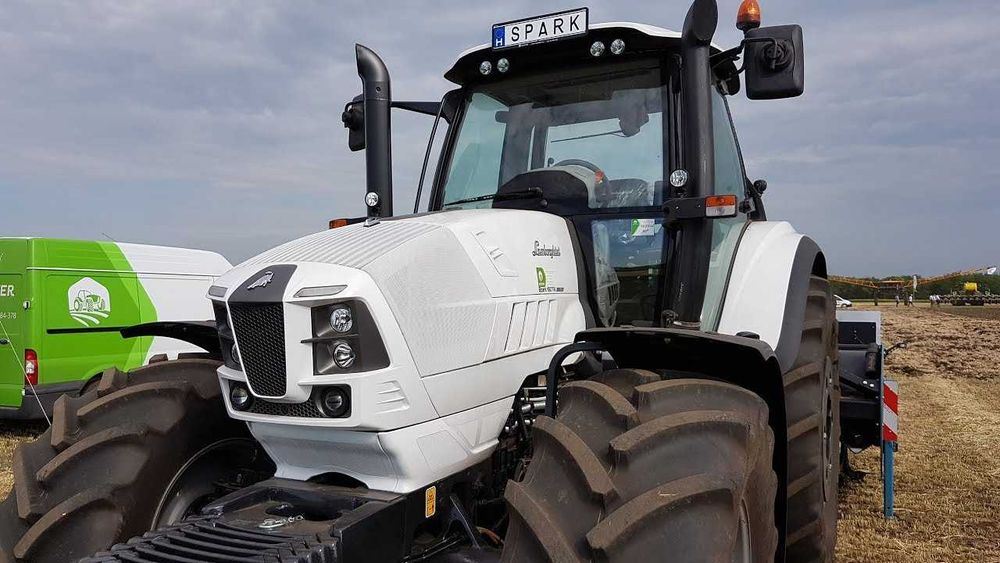 Parbriz tractor Lamborghini