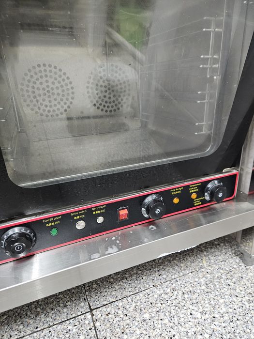 Продам конвеционную печь