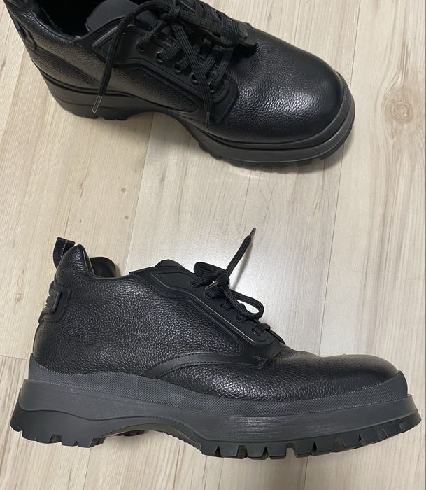 Ботинки PRADA на меху 42,5 размер