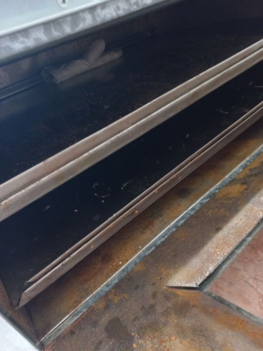 Продам печь для выпечки.