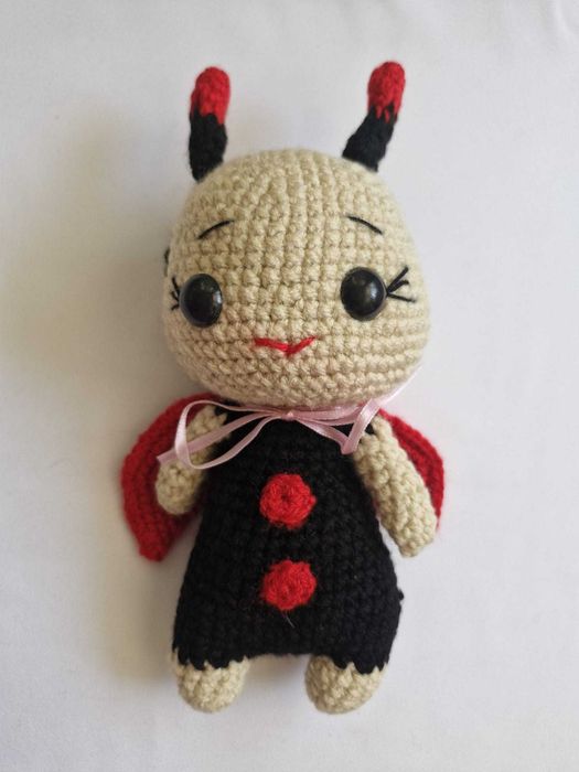 Jucarie crosetata handmade "Buburuza"