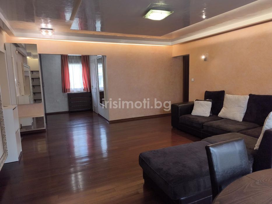 Дава се под наем Четиристаен апартамент в София, Изток - 147 кв.м за 1300 € - Снимка #2