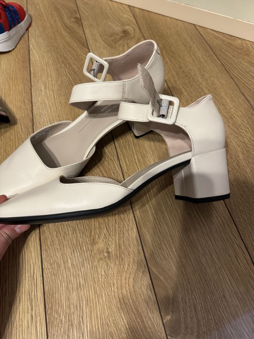 ecco туфли в отличном состояниии