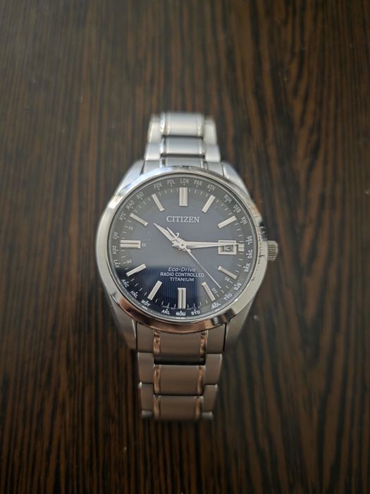 Citizen Eco-Drive Super Titanium, referință CB0260-81L (calibru H145)