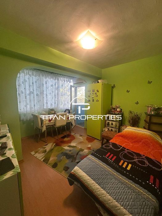 Двустаен апартамент в ж.к Зорница