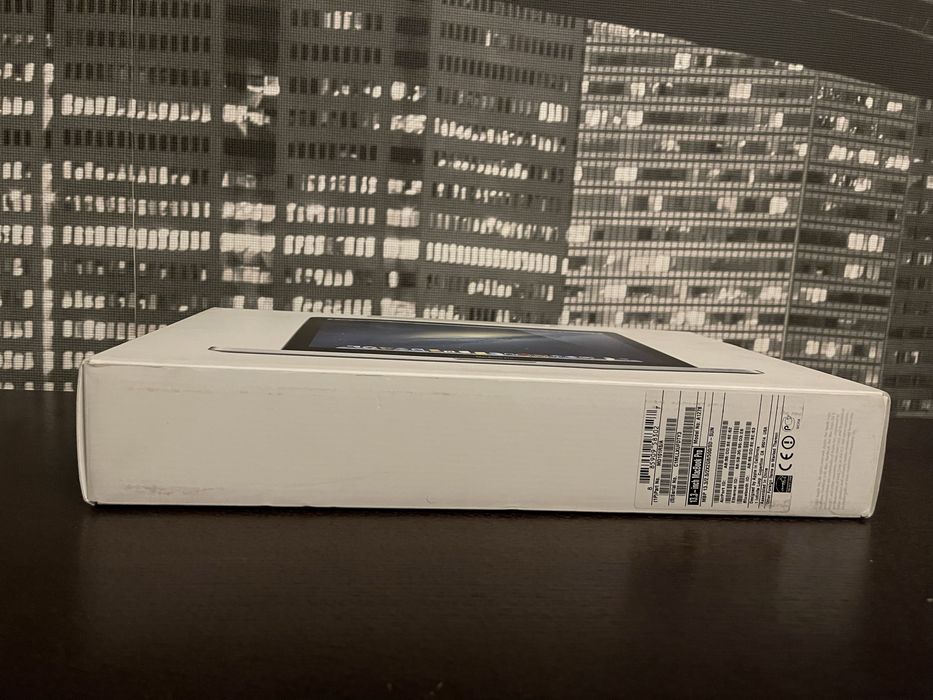 MacBook Pro (новый, запечатанный)