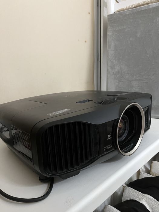 Проектор Epson LCD Projector — H528B