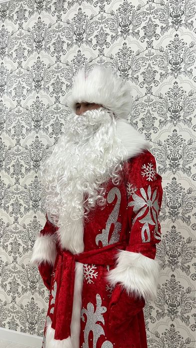 Продается костюм Деда мороза и снегуречка