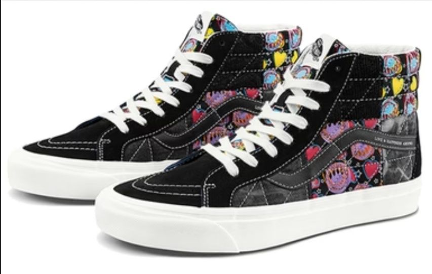 Чисто нови кецове на Vans