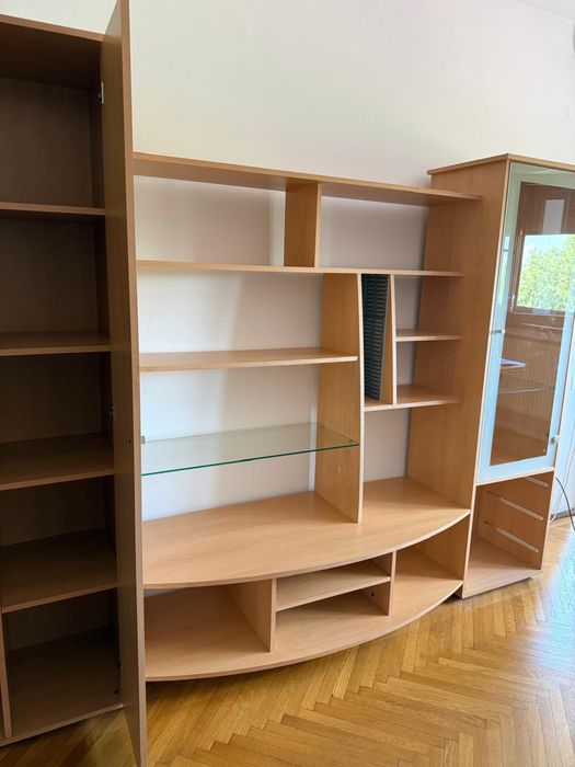 Biblioteca Mobexpert, stare foarte buna. Se ridica din Bucuresti, sec 1, zona Moxa