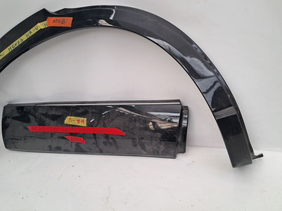 Лайснa  калник врата  хонда Honda HR-V  2021/25г