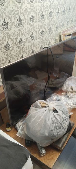 Продам телевизор