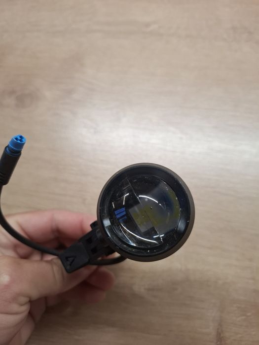Bec /far Acid Pro-E 200 x-Connect Front Light e-bike