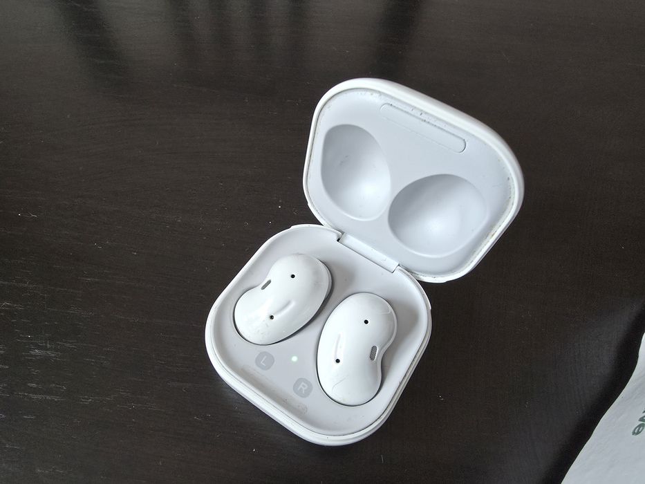 Galaxy Buds Live