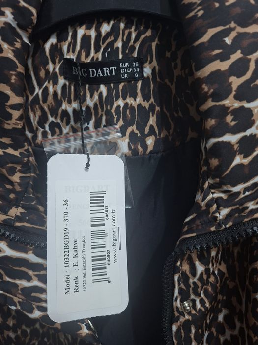 Jacheta captusita Trendyol