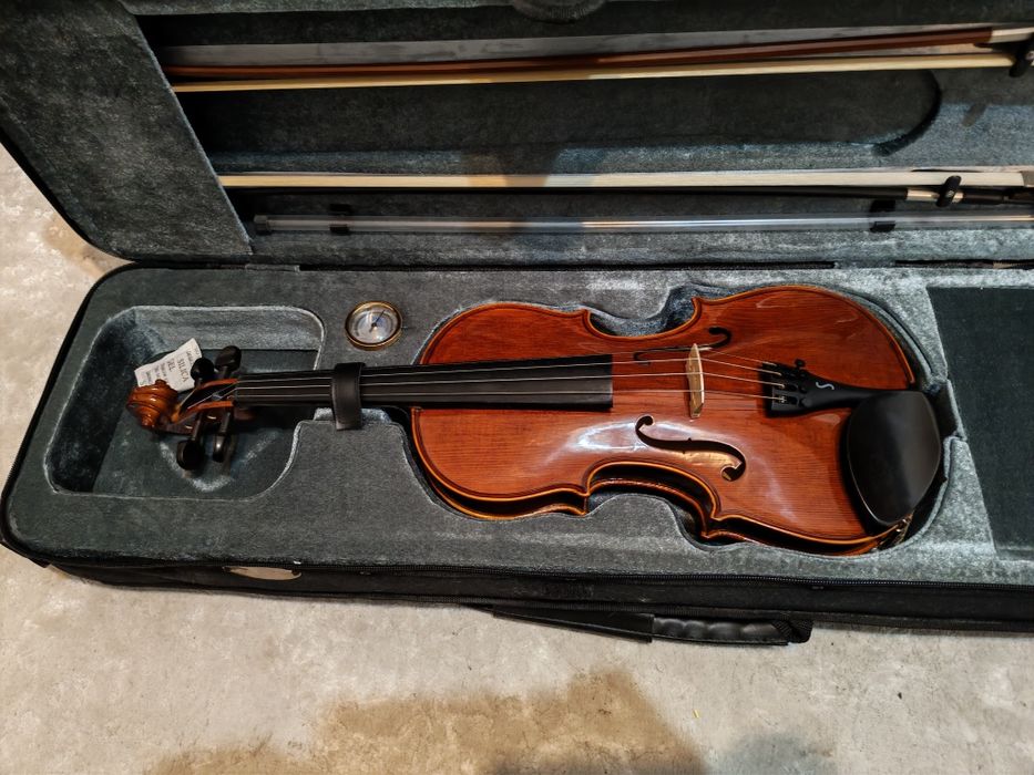 Set Vioară Stentor Conservatoire 4/4 – Stare Impecabilă (Accesorii Complete)