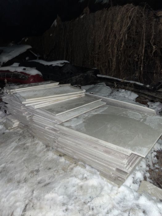 продам кафеля есть целые и куски