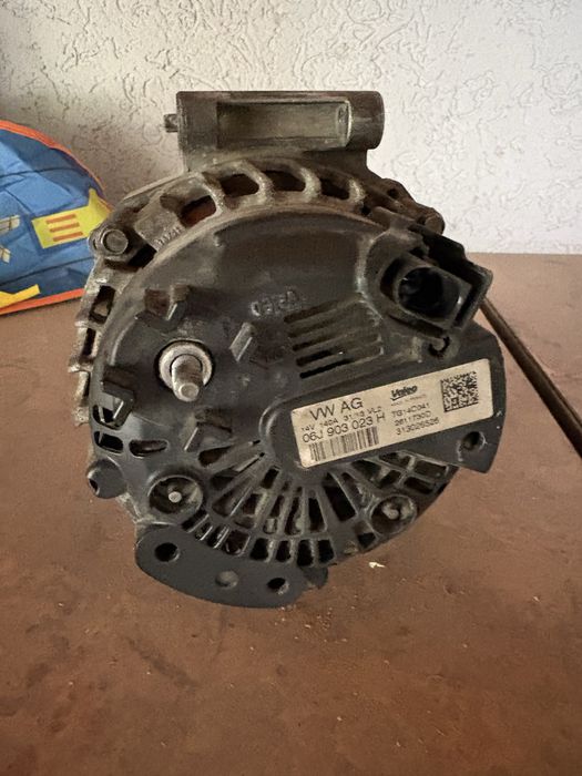 Генератор VAG Valeo