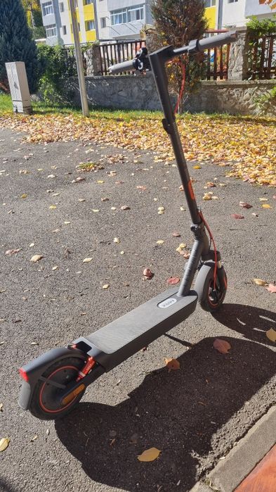 Vând trotinetă xiaomi 5 max